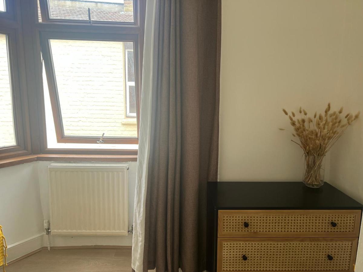 The Leyton Oasis Hotell London Exteriör bild